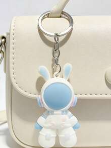 1个可爱卡通毛绒背包挂件，可爱太空兔钥匙扣礼物