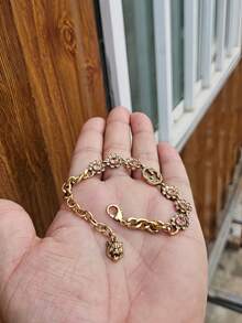 1件优雅时尚女士手链，复古色独特新款首饰