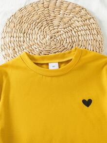 2 Stücke Mädchen Lässig Outfits: Herz Muster Figurbetontes Kurzarm Top und gestreifte Herz Dekor Hose mit Gummibund, Sommer - Gelb - Übersicht 3