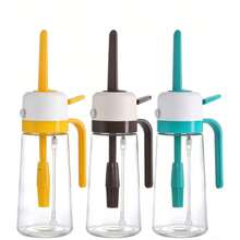 1个带刷子的泵式喷雾油瓶。按压式喷嘴可均匀喷洒食用油，适用于厨房烹饪、储存食用油以及户外露营。它具有细雾喷洒功能，可实现精准控油。硅胶刷头耐热。这是一款多功能烹饪油瓶，也是一款广受欢迎的厨房工具。