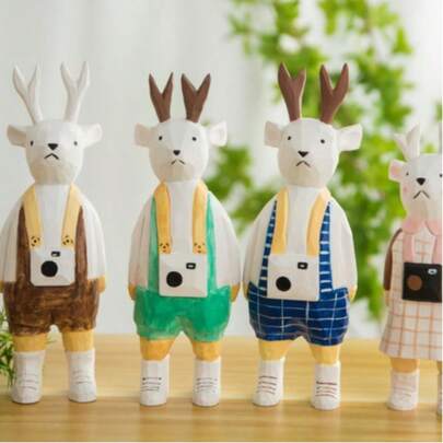 1pc Plaid Deer Figurine Collectible, Random Outdoor Decor, Christmas, Valentine's Day, New Year Gift, High Quality Collectible Action Figure For Halloween, Birthday Party