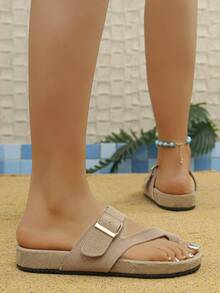 夏季新款舒适时尚人字拖，度假风沙滩拖鞋，一脚蹬平底凉鞋