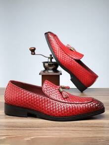 1 Pair Men's Red Woven Tassel PU Upper Rubber Sole Low Heel Slip-On Casual Loafers, Suitable For Daily Wear - Burgundy - View 3