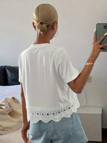 Blusa holgada de cuello redondo de manga corta con borde de concha blanco sólido, para uso casual de verano en vacaciones - Blanco - Ver 2