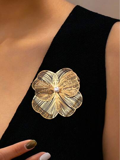 Vintage Fashion 3D Hollow Flower Pearl Brooch, Elegant Accessory Suitable For Women's Party, Festival Wear, Gift