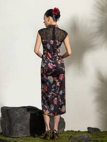 女士优雅无袖蕾丝拼接提花花卉开衩高低摆旗袍连衣裙 - 现代中式正式礼服，适合婚礼、晚宴、公司活动、外交招待会和文化庆典 | 修身剪裁，尽显优雅气质 - 黑色 - 查看 4