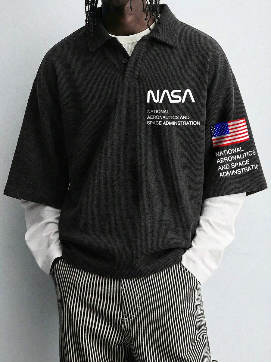 “花卉字体”男士夏季华夫格雪花图案 Polo 衫 - 黑色 - 查看 1