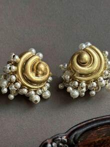 女士复古贝壳珍珠夹式耳环，独特设计，优雅美感 - 金色 - 查看 2