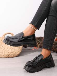 Bequeme Damen Loafers, Rundkopf Design, modisches Farbschema, ähnlicher Stil wie Penny Loafer, Dicksohlige Lässig Schuhe, Karomuster Dekor, geeignet für alle Jahreszeiten - Schwarz - Übersicht 3