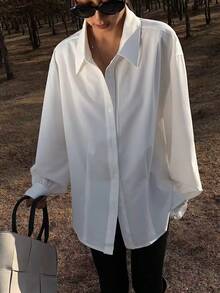 女士白色长袖衬衫，复古休闲百搭上衣，设计细节丰富，前襟纽扣，荷叶边下摆，开衩，2025新款韩版春季款 - 白色 - 查看 2