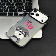 こちらの愛らしいカートゥーンスタイルの犬のハートタイプの電話ケースは、17、16、15、14、13、12、11 Plus、17 Pro、17 Pro Max、17 Air、および17シリーズと互換性があります。 お友達、愛する人、または自分自身を分けるへの完璧なクリスマスプレゼントです。 - 半透明シルバー - チェックする 1