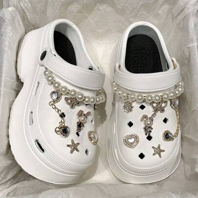 Sandalias de suela gruesa huecas de estilo veraniego, sandalias cómodas con diseño de perlas y corazones personalizables y de fácil deslizamiento para mujeres