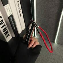 Funda de teléfono de color vino tinto con patrón tejido minimalista y correa de cuero trenzada, compatible con Samsung Galaxy ZFlip7, ZFlip6, ZFlip 5, cubierta trasera resistente a golpes - Burdeos - Ver 7