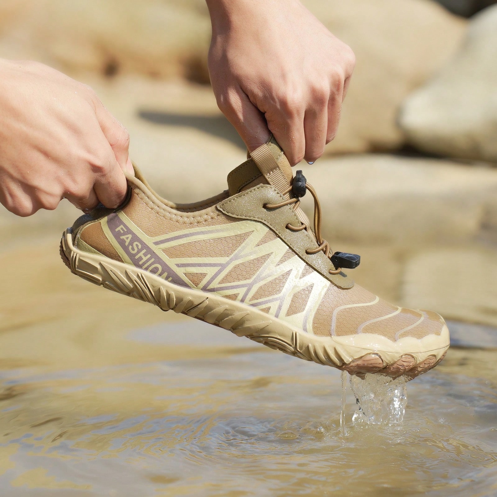 Par de zapatos de agua a rayas para mujer, zapatos de playa antideslizantes, suela suave y ligera, adecuados para playa, fiesta, camping, pesca, segui