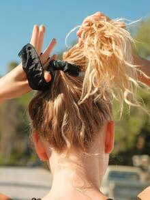 口袋发圈，带隐藏式拉链和隐藏式储物隔层的发圈，轻便弹性发带，迷你发圈包，女士专用，可装现金、口红、钥匙、贵重物品，适合旅行、户外跑步、露营、健身、跑步装备及配件。