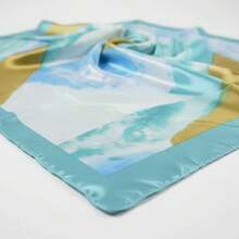 Women's Scarf 90x90 Watercolor | Satin Finish | Elegant And Versatile Print - 綠色 - 查看 3
