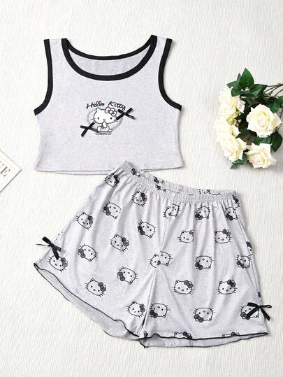 SANRIO 女士两件套睡衣套装，露脐背心+短裤，柔软透气，居家休闲舒适，可爱设计