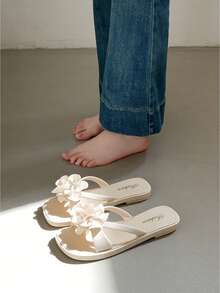Women's White Sandals, New Summer 3D Floral Sandals, Elegant Ladies Sandals, Casual & Comfortable, Women's Sandals, Sandals, Women's Summer Sandals, Minimalist Fashion Flat, Women's Slippers, Lightweight Soft-Sole, Women's Flat Sandals, Black Sandals, Women's Slippers, Outdoor Holiday Beach Sandals, Summer Sandals, Women's Slippers, Flat Sandals, New Women's Shoes, Women's Slippers, Sandals - White - View 6