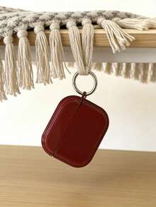 1个酒红色耳机盒+银色挂环，兼容苹果Pro 1/2/4/Pro