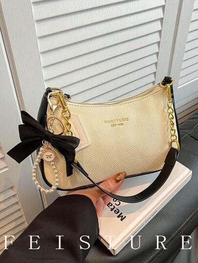 1 st FEISTURE Damväska i PU-läder under armhålan med en axel, halvmåneformad handväska med hänge, lämplig för flickor, damer, högskolestudenter, unga yrkesverksamma, utmärkt för arbete, affärer, pendling, skola