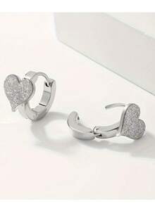 1 Pair Women's Fashion Classic Stainless Steel Heart Shaped Earrings - Heart-shaped Earrings - View 15