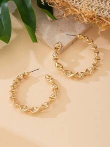 1 Pair Women's Retro Chic Twisted Geometric Design Gold Hoop Earrings - Yellow Gold - View 4