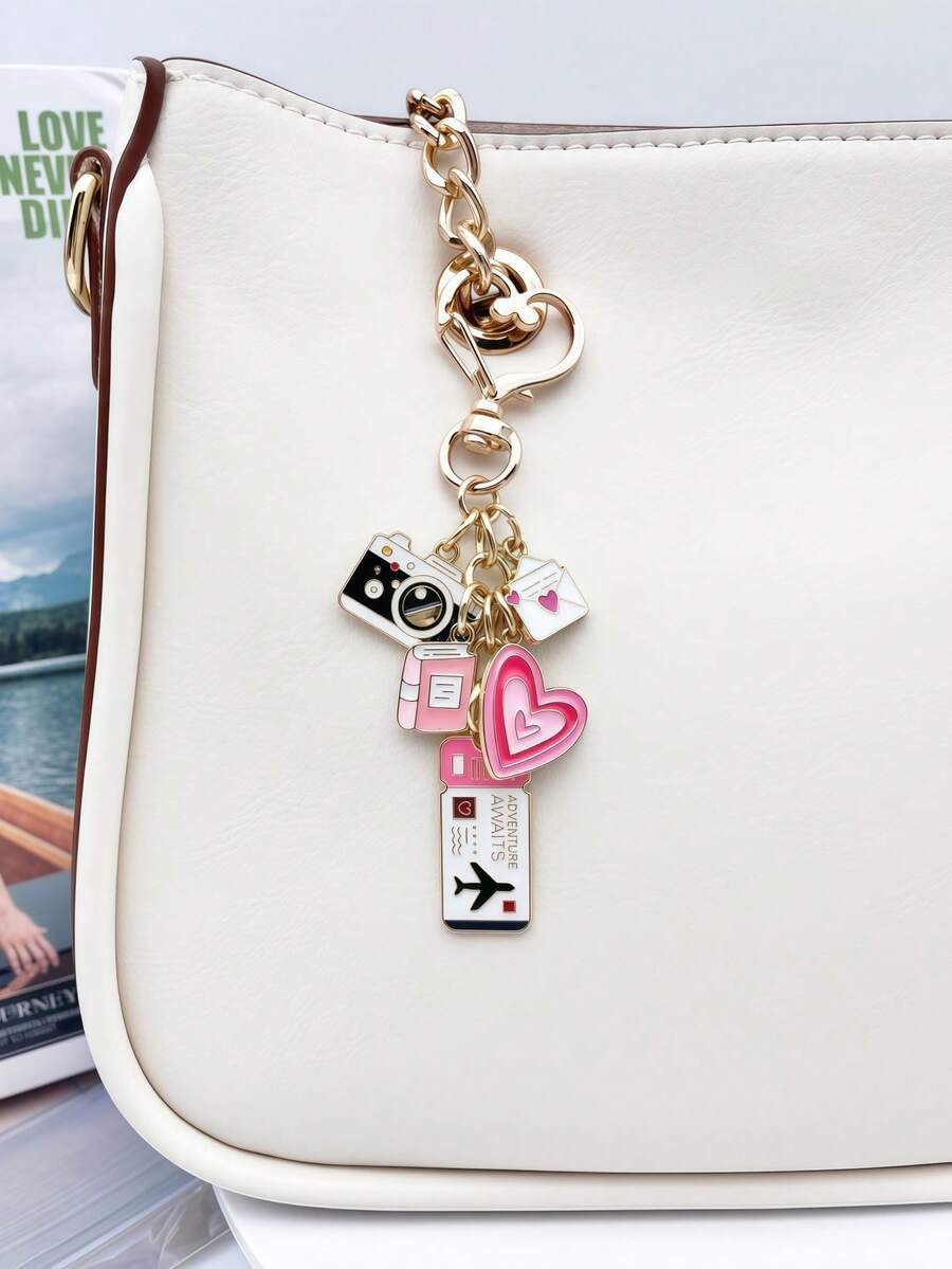 1件装时尚节日优雅粉色爱心相机信封旅行钥匙扣吊坠，油滴飞机行李牌护照埃菲尔铁塔DIY装饰，女士手提包挂饰，旅行箱装饰，单肩包配件，多功能包包挂饰，汽车装饰，可爱哥特Y2K风格，节日礼物 - 彩色 - 查看 1