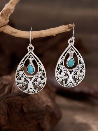 MONLOTTI 1 paire de boucles d'oreilles vintage de style bohème pour femmes, avec forme gravée en forme de goutte ajourée. Idéal pour un port quotidien ou en vacances, cadeau pour femme