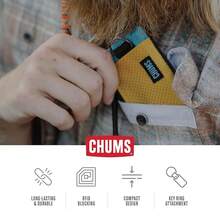 Billetera tipo shorts de Chums - Billetera delgada y ligera con bloqueo RFID para tarjetas - Billetera con cremallera, minimalista con llavero - Patrones - Terrazo - Ver 5
