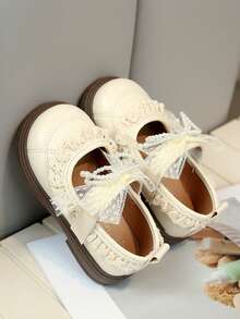 Girls' Butterfly Pearl Hook And Loop Lace Flat Shoes, Comfortable & Versatile Princess Shoes - Beige - View 4