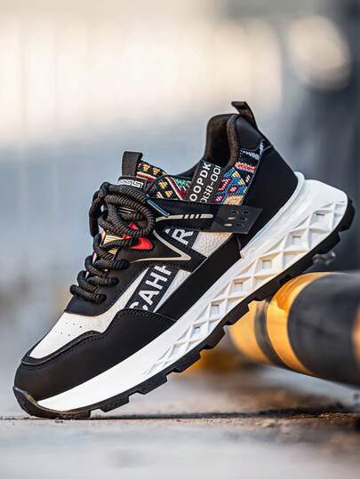 2026新款男士休闲运动鞋，厚底增高，防滑低帮系带鞋，舒适低帮系带男士滑板鞋，随机图案字母，适合青年、校园、户外运动、日常通勤、休闲穿着