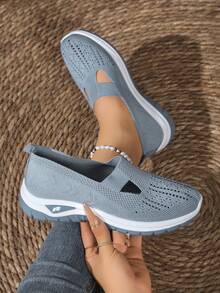 Zapatos de mamá de talla grande, zapatos casuales de mujer con malla transpirable, diseño hueco sin cordones, zapatos casuales con suela blanda y cómoda, zapatos de enfermera - Azul vaquero - Ver 3