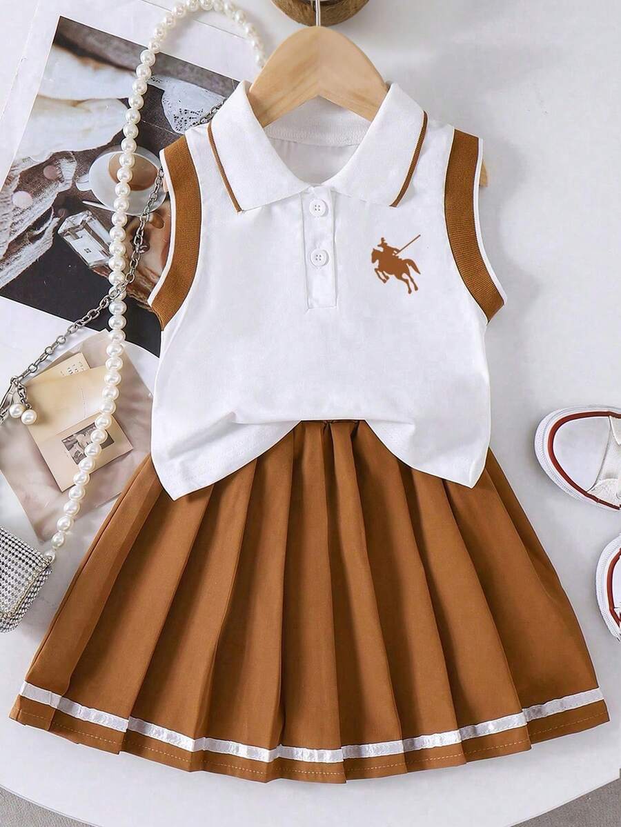 Bộ trang phục thường ngày dành cho bé gái tuổi teen: Áo tank top cổ polo in hình hiệp sĩ và chân váy xếp ly. - trắng - Xem 1