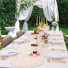 50/25/14/7/1件套白色底金色镶边圆形蛋糕甜点盘，包含（7.5英寸/10.25英寸小碟）和优质水果沙拉盘，可重复使用且易于清洁。是婚礼、情人节、生日和节日聚会的理想之选。 - 白底 - 查看 3