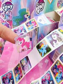 50 Peças Adesivos Oficiais Licenciados da Hasbro "", Padrões de Personagens de Desenho Animado, Material À Prova d'Água, Adequado para Laptops, Copos, Bagagens, Bicicletas, Adesivos Decorativos de Moda Criativa, Presente de Surpresa de Natal, Halloween, Aniversário e Aniversário para Família e Amigos - Multicolorido - Visão 6