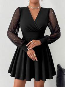 女士纯色交叉V领灯笼袖优雅连衣裙