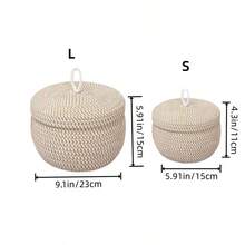 Cesto organizador de mesa em estilo boho, trançado, com tampa, ideal para decoração natalina. Perfeito para sala de estar, quarto, escritório, mesa de cabeceira, para guardar controles remotos, cosméticos, chaves, artigos de papelaria e diversos outros objetos pequenos. - Multicolorido - Ver 10