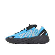 Adidas Yeezy Boost 700 MNVN 'Bright Cyan' - 彩色 - 查看 1