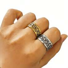 1 pièce, Bague en acier inoxydable imperméable, indéfectible, hypoallergénique avec motif floral ajouré continu. Le design creux multicouche ajoute de la profondeur et de la transparence. Texture métallique raffinée convenant aux déplacements, aux rassemblements entre amis et autres occasions. Texture discrète s'accordant avec l'élégance posée des hommes et mettant en valeur le côté personnalisé. Un article de mode masculin alliant qualité et praticité. - Bague ajourée pour homme - Voir 3