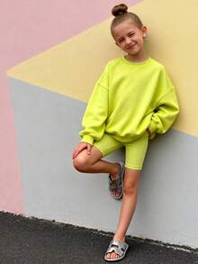 1 Pair Silver Hollow-Out Girls Shoes, Faux Leather Sandals, Non-Slip Flat One-Strap Hollow Design, Fashion Minimalist Style For Summer Outings And Home Wear, Popular Net Red Item, High Praise Rate, Fashionable Design, Soft Sole, No Foot Rubbing, Ideal Children Sandals Gift - Silver - View 6