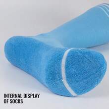 1 双实用专业装备长筒足球袜，成人款，男女皆宜，跑步踝关节保护，加厚毛巾底，小腿压缩袜，减震耐磨。