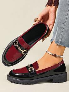 女士黑红撞色真皮一脚蹬乐福鞋，轻便透气，粗跟设计，撞色拼接，金属搭扣装饰，休闲牛津鞋，亮面漆皮，春秋款 - 黑紅色 - 查看 3