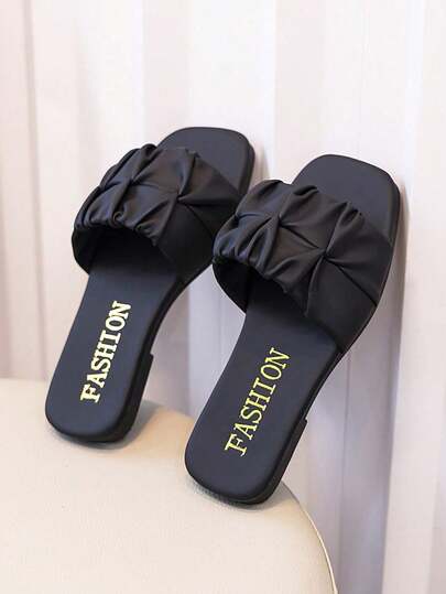 儿童时尚户外拖鞋，夏季方头平底凉鞋，新款绑带凉鞋，极具吸引力的女童沙滩鞋