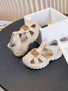 Summer Fashionable And Versatile Children's Sports Sandals. Safety Protection Guaranteed: Closed-Toe Design Protects Little Toes From Bumps And Injuries, Allowing Carefree Running. Adorable Appearance: Soft And Cute Bear Decorations On The Upper, Sure To Captivate Young Kids. - Khaki - View 5