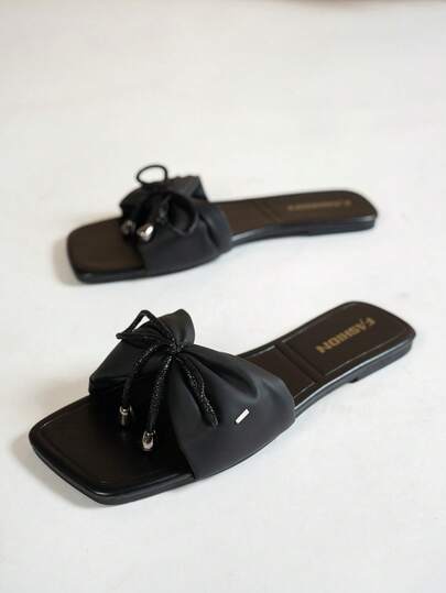 Sandalias planas de mujer, nuevas para el verano 2025. Sandalias de fiesta de playa con cristales negros decorados, de punta abierta, para interior y exterior, primavera/verano