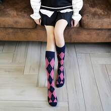 1 Paar Retro Diamantmuster Farbblock Overknee Socken, Diamant-Strick, College-Stil für den täglichen Gebrauch, schlankende hohe Röhrensocken - Verschiedenfarbig - Übersicht 9