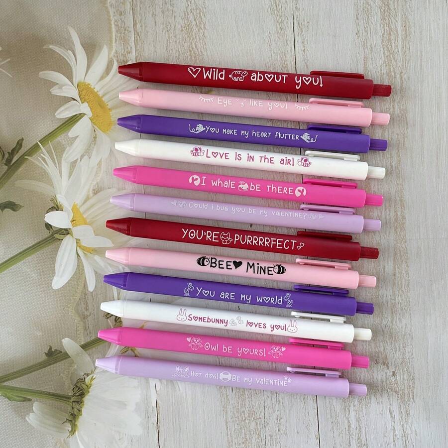 Conjunto de Caneta Esferográfica e Caneta Roller com Logo, Tinta Preta, Escrita Suave, Presente Ideal para Meninas, Viúvas e Amigos; Também Perfeito para Casamentos, Festas, Aniversários, Ano Novo, Suprimentos Escolares/de Escritório e Dia dos Namorados. Imprescindível para o Dia dos Namorados! - Multicolorido - Visão 1