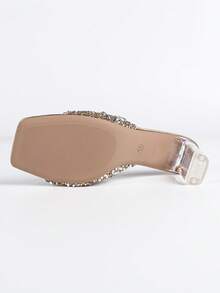 Zapatos de tacón alto elegantes y de lujo para mujer, con cristales transparentes. Tacón cuadrado totalmente decorado con cristales, tacón grueso y cómodo. Glamoroso y brillante con cristales, adecuado para fiestas, reuniones, bailes, compras y diversas ocasiones y festivales, que muestran un estilo elegante, de moda y versátil. Zapatos de tacón alto cómodos, sandalias de tacón alto decoradas con cristales. - Champán - Ver 9