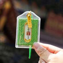 时尚中国风观音吉祥吊坠，可作包包挂饰、车饰、祈求平安富贵的护身符、健康符咒、幸运符、守护符、招财符，亦可作为个人礼物、生日礼物、节日礼物，也是馈赠朋友/情人节的绝佳选择。 - 彩色 - 查看 15
