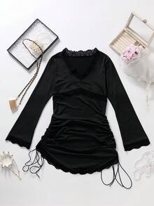 1件女士高品质牛奶丝V领撞色蕾丝套头荷叶边长袖连衣裙，春秋季 - 黑色 - 查看 6